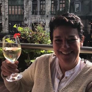 Meet your Posher, Josée